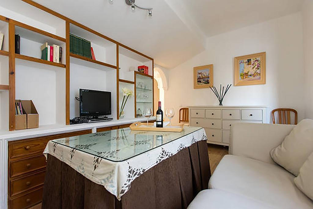 Apartamento San Clemente Севілья Екстер'єр фото